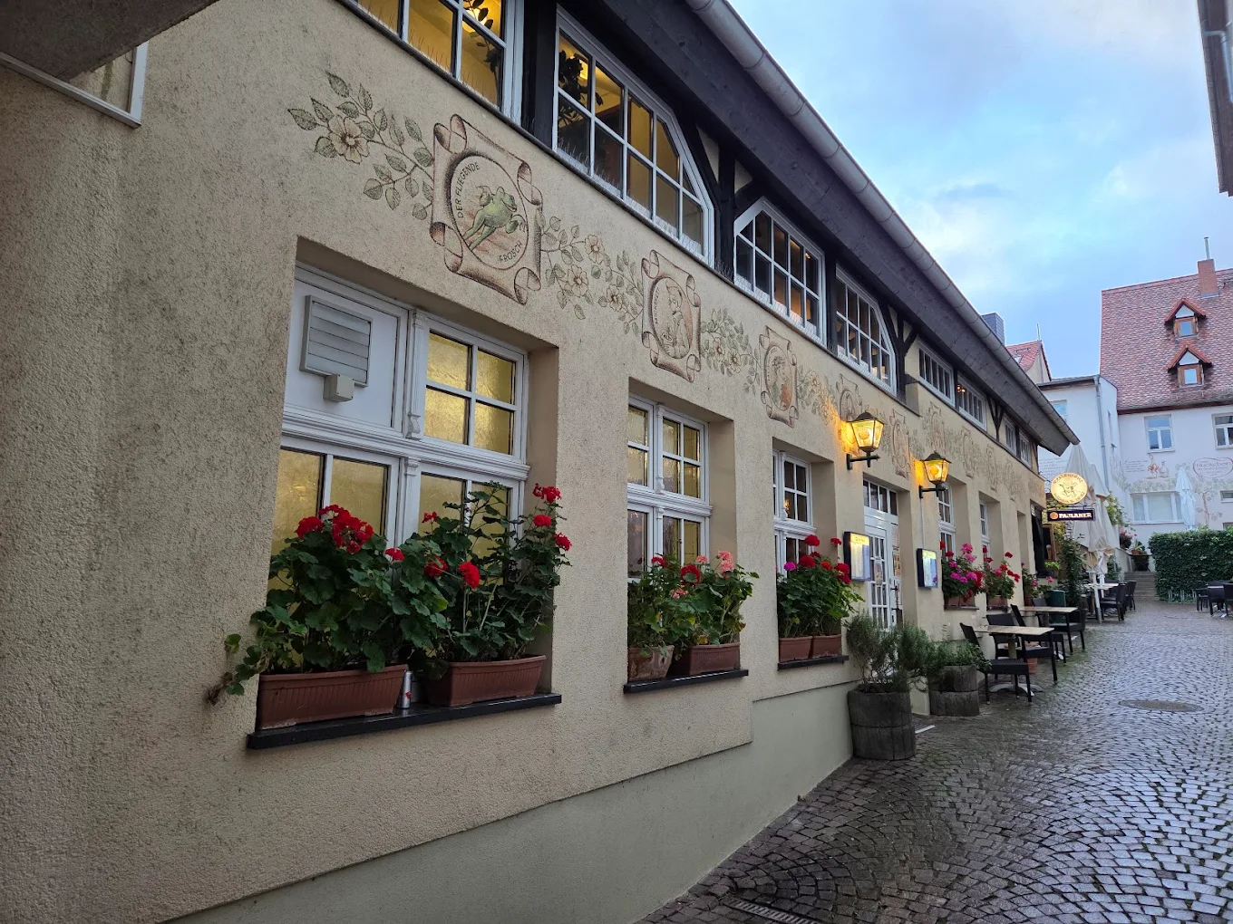 Aussenansicht in der Taverna Zeus